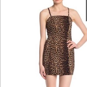 Hiatus leopard dress NWT size Large